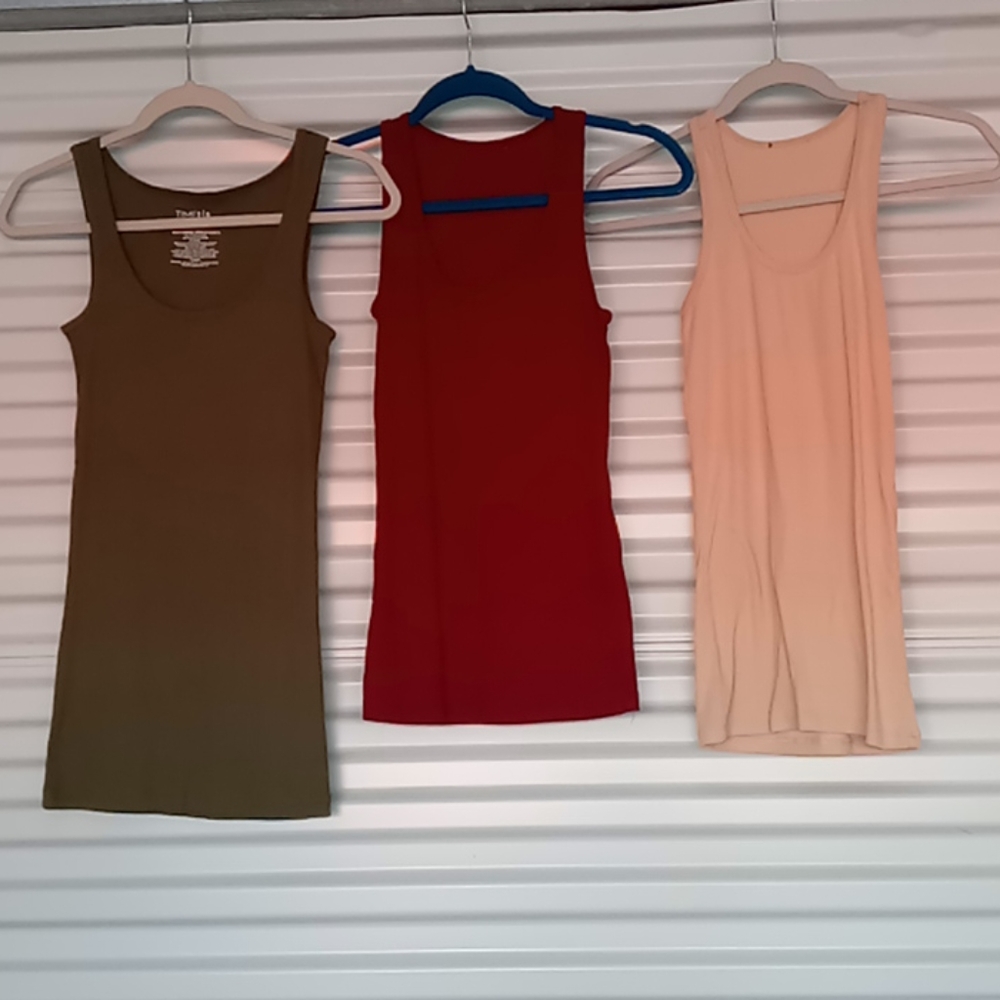 Women's tank top 3PC bundle size small